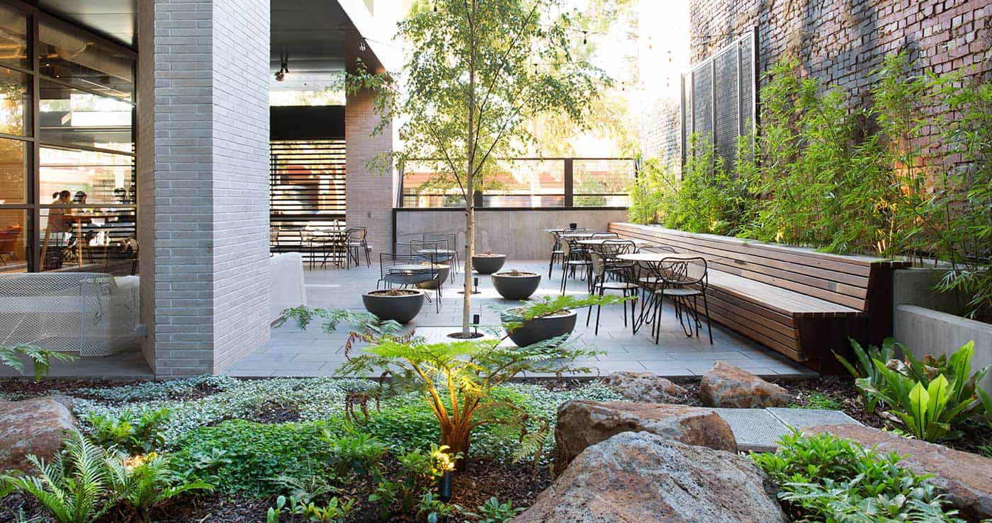 Iglu Melbourne City 前台接待处